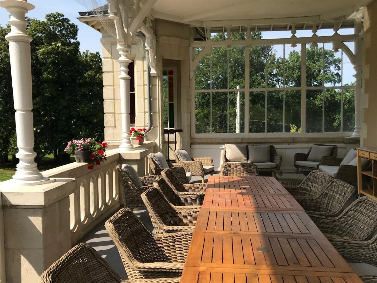 Chateau Vary Jarze Bagian luar foto