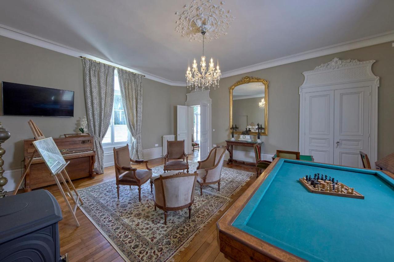 Chateau Vary Jarze Bagian luar foto