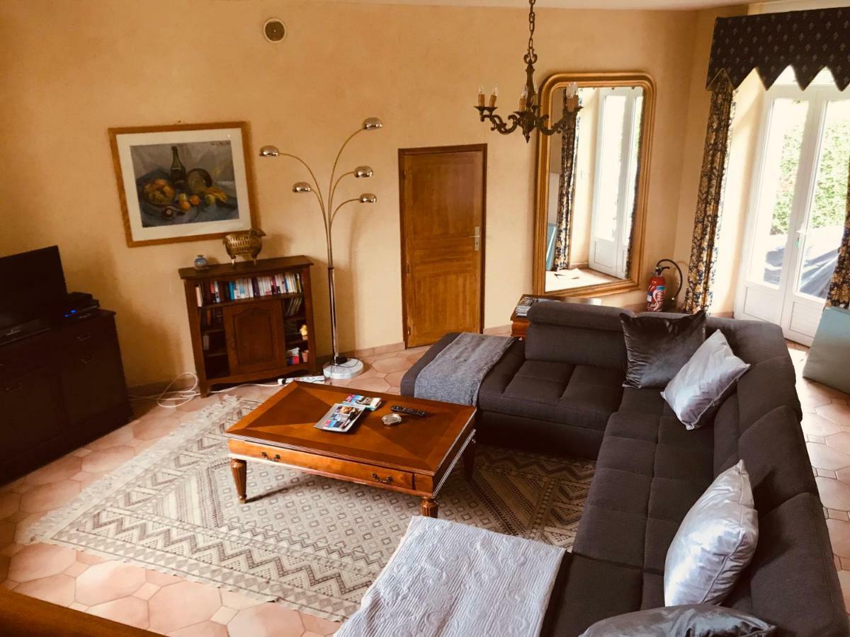 Chateau Vary Jarze Bagian luar foto