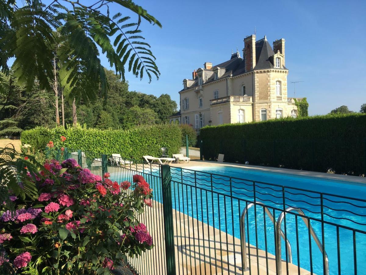 Chateau Vary Jarze Bagian luar foto